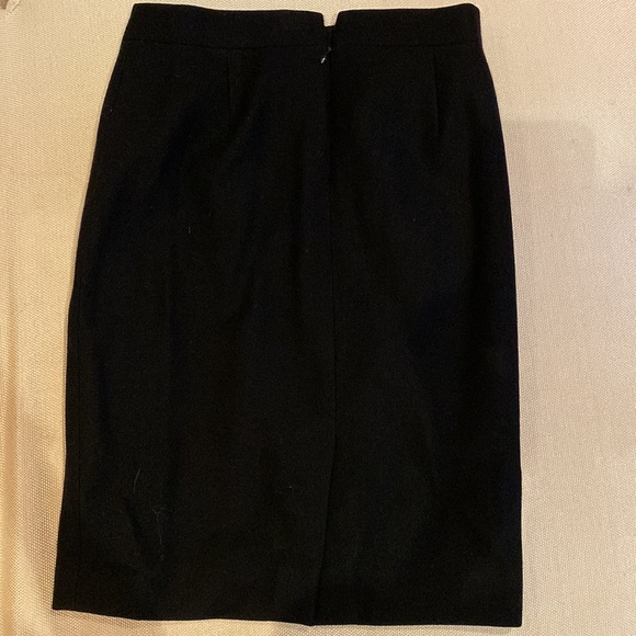 Black J.Crew wool No 2 pencil skirt - Picture 3 of 4